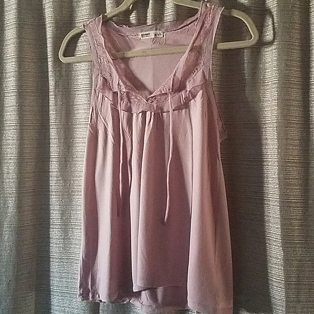 Lavender Sleeveless Top with Lace